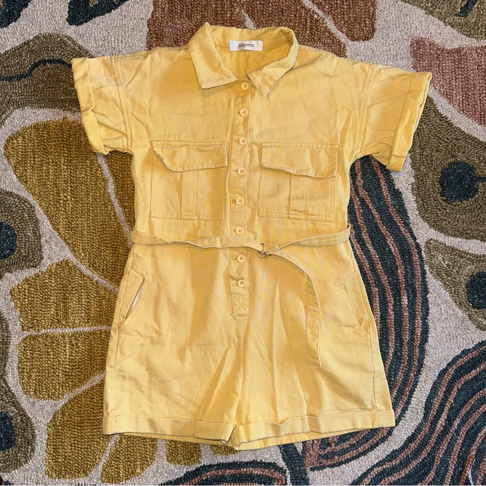 Storets Yellow denim shorts romper/jumpsuit. Utility style. 100%‎ cotton size M